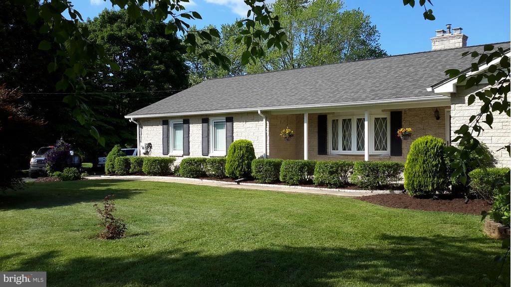 907 Monte Avenue Fallston, MD 21047 - Photo 3 of 30 Exterior (Front)