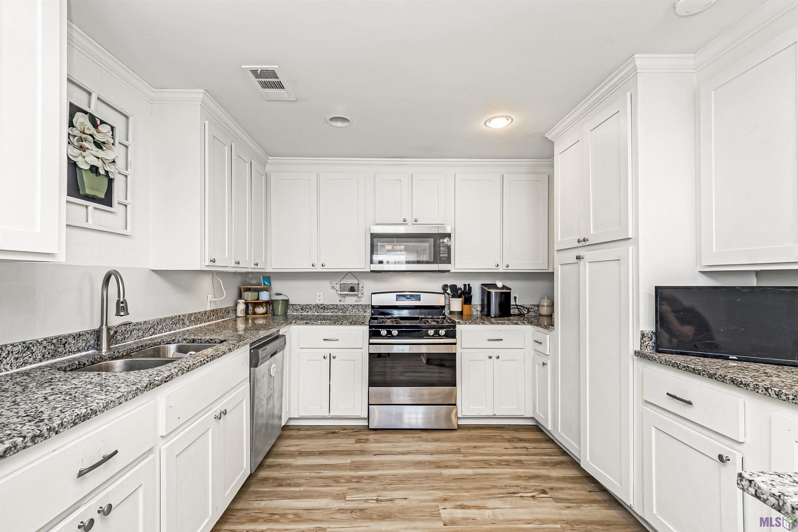 43271 Bayou Narcisse Road Gonzales, LA 70737 - Photo 12 of 24