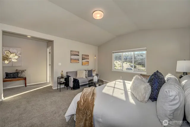 $975,000 | 28902 239th Avenue Southeast, Maple Valley, WA 98010