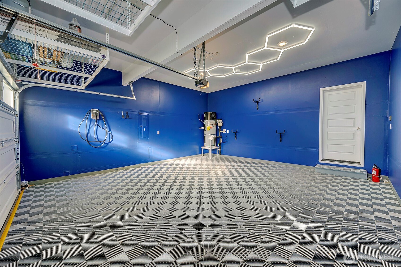 28902 239th Avenue Southeast Maple Valley, WA 98010 - Photo 30 of 36 a view of a projector room