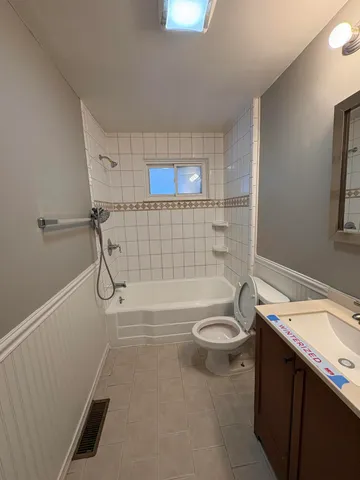 $149,900 | 22806 Shakespeare Avenue, Eastpointe, MI 48021