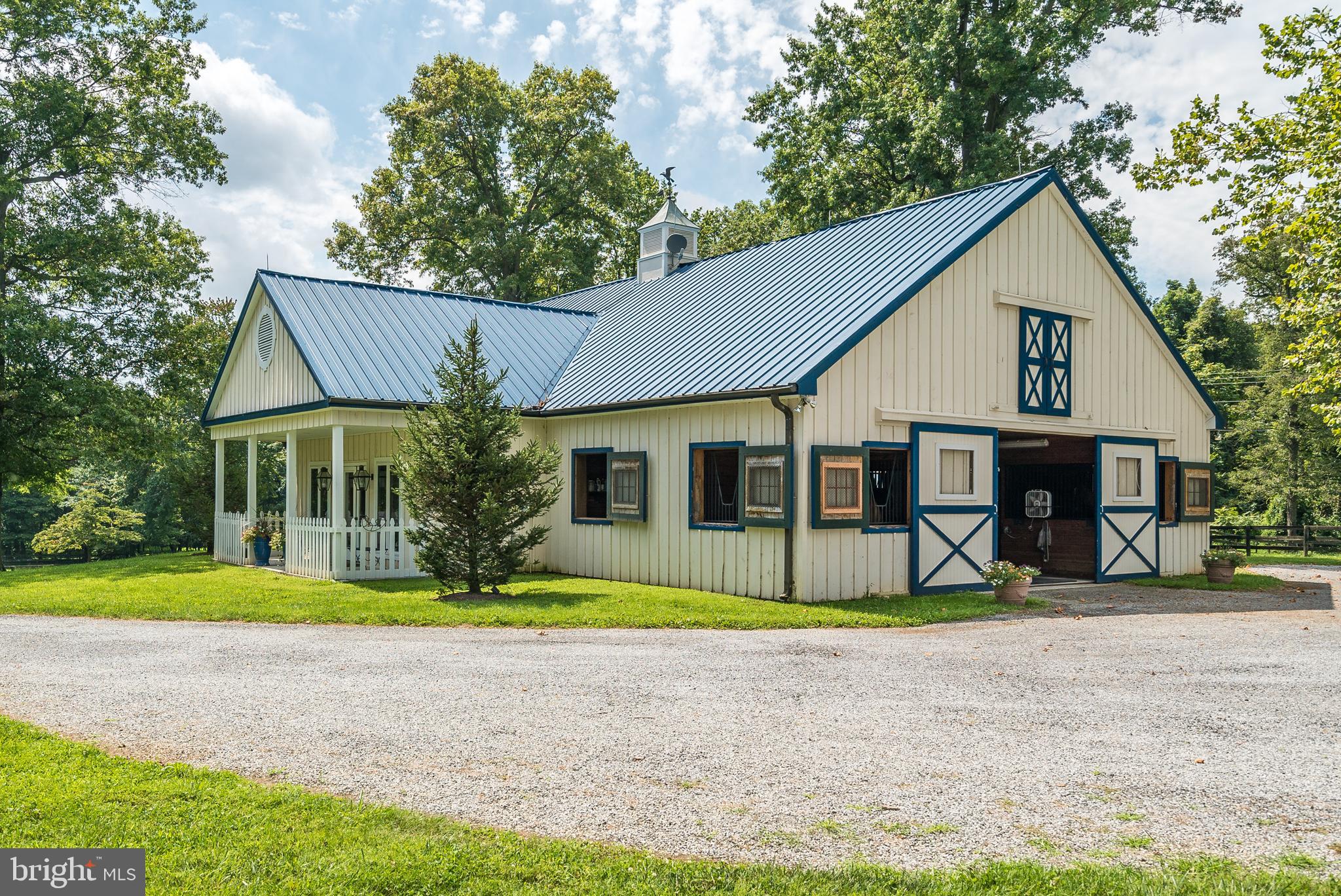 20022 Trappe Road Bluemont, VA 20135 - Photo 58 of 97 8 Stall Barn