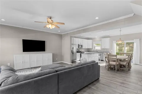 $335,000 | 2806 Canterbury Drive, Imperial, PA 15126