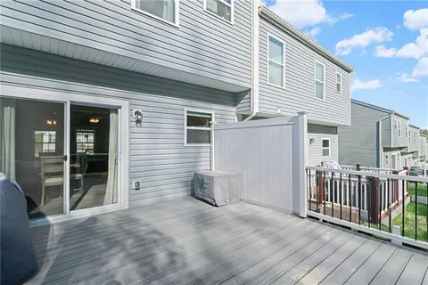 $335,000 | 2806 Canterbury Drive, Imperial, PA 15126