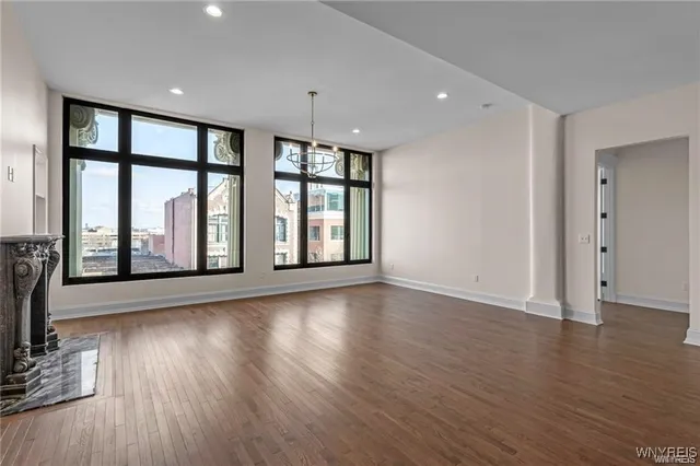 $6,000 | 674 Main Street, Unit 3, Buffalo, NY 14202