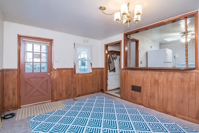 $275,000 | 17 Randall Street, Chicopee, MA 01013