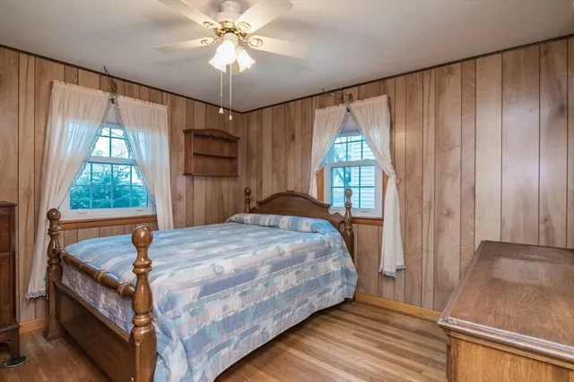 $275,000 | 17 Randall Street, Chicopee, MA 01013