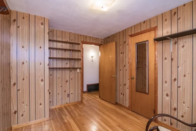 $275,000 | 17 Randall Street, Chicopee, MA 01013