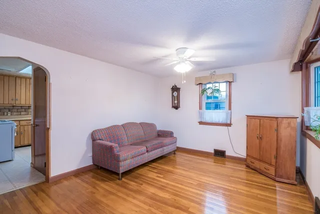 $275,000 | 17 Randall Street, Chicopee, MA 01013