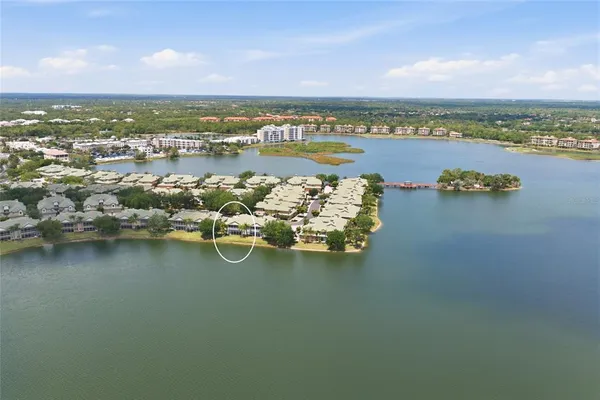 $945,000 | 6523 Moorings Point Circle, Unit 202, Lakewood Ranch, FL 34202