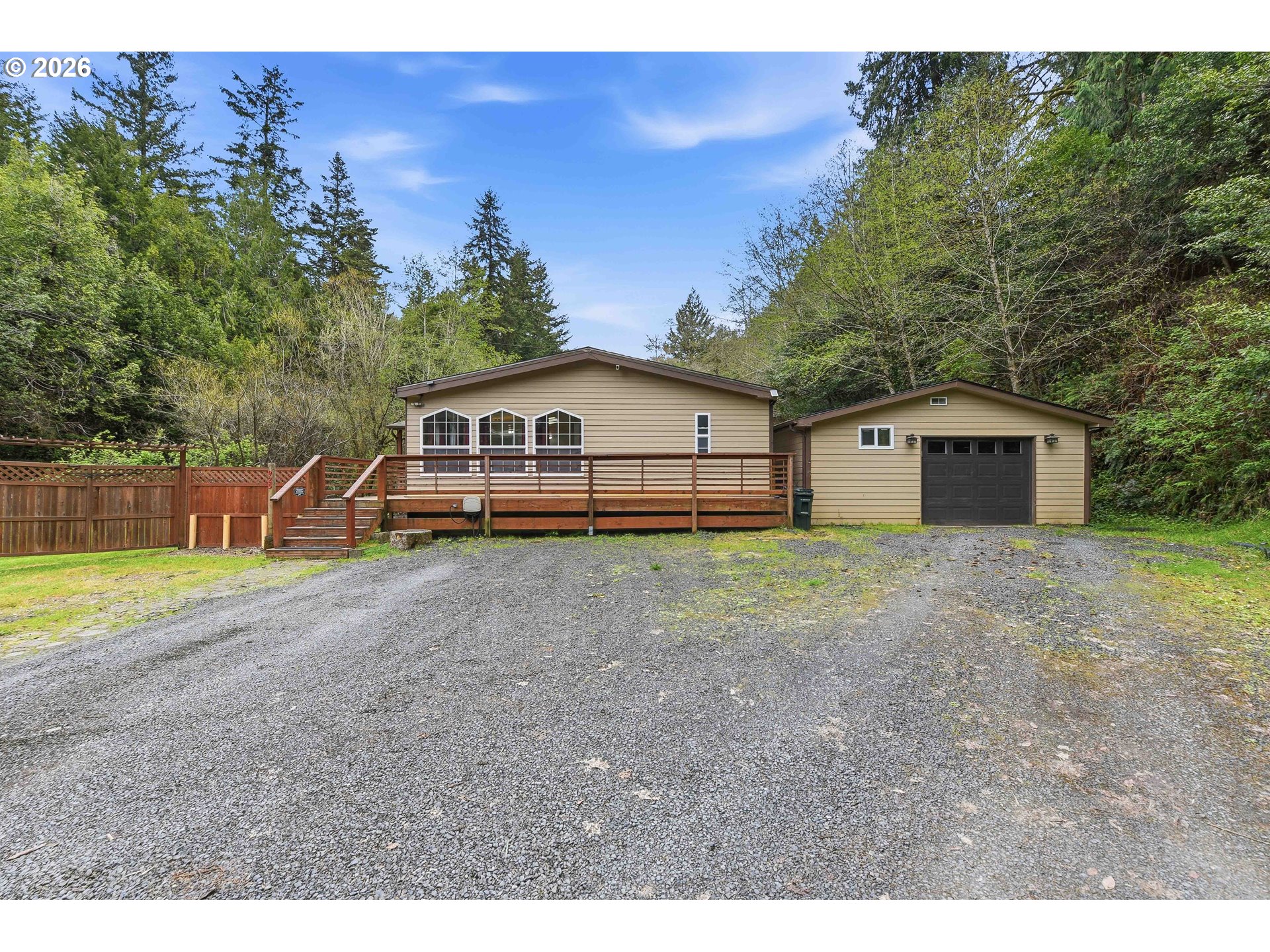 925 East 3rd Street Coquille, OR 97423 - Photo 9 of 41