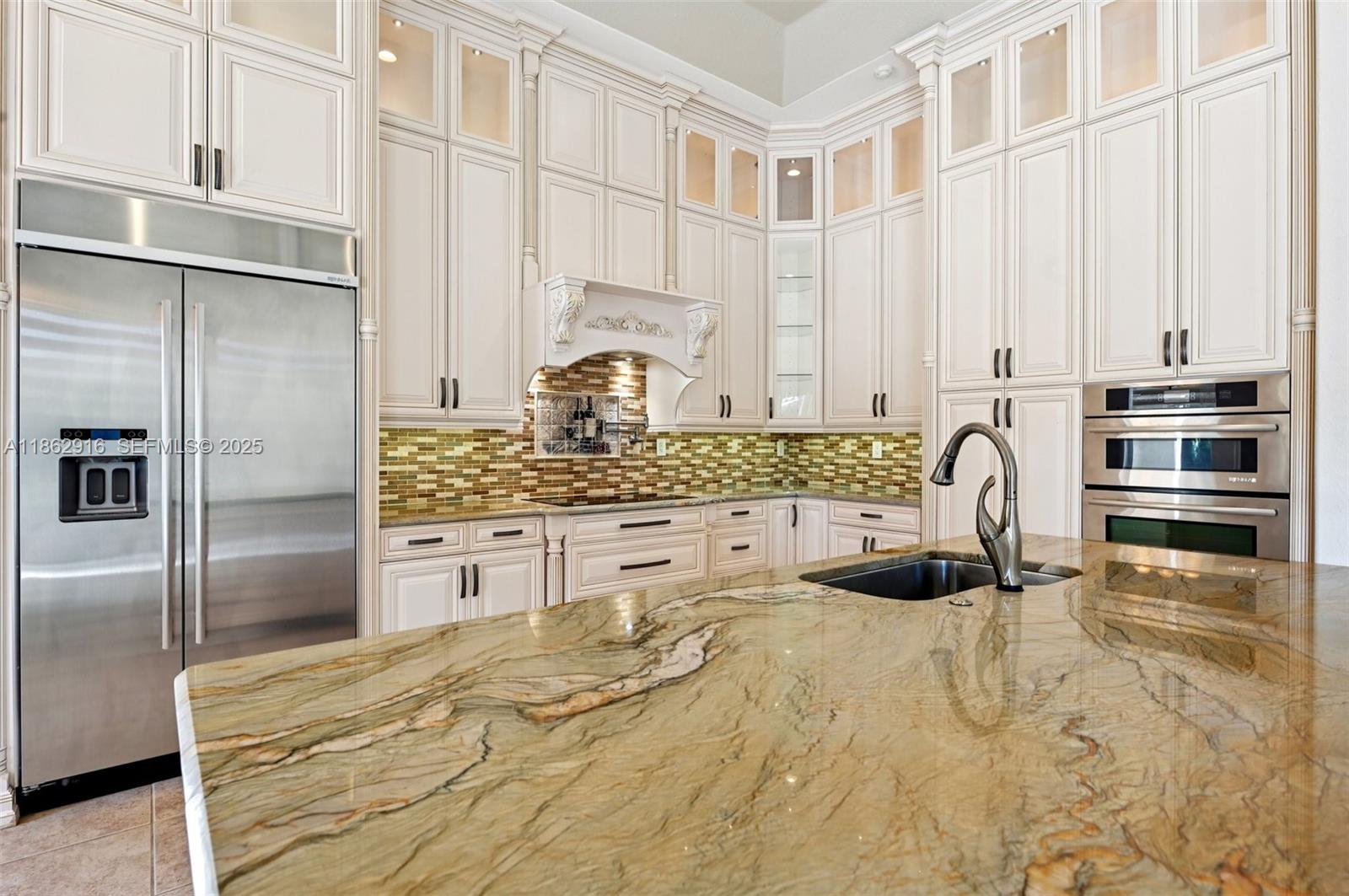 8100 Southwest 179th Street Palmetto Bay, FL 33157 - Photo 18 of 48