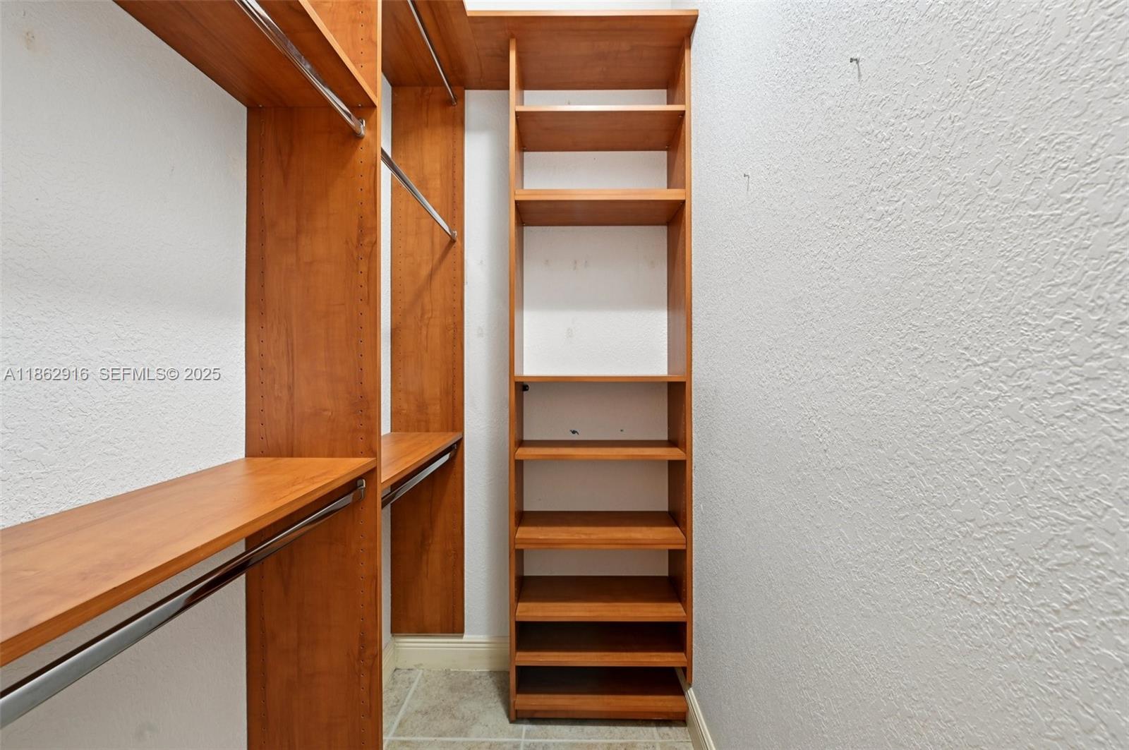 8100 Southwest 179th Street Palmetto Bay, FL 33157 - Photo 27 of 48