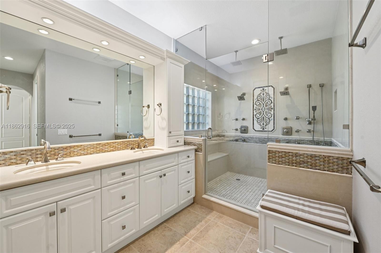 8100 Southwest 179th Street Palmetto Bay, FL 33157 - Photo 35 of 48