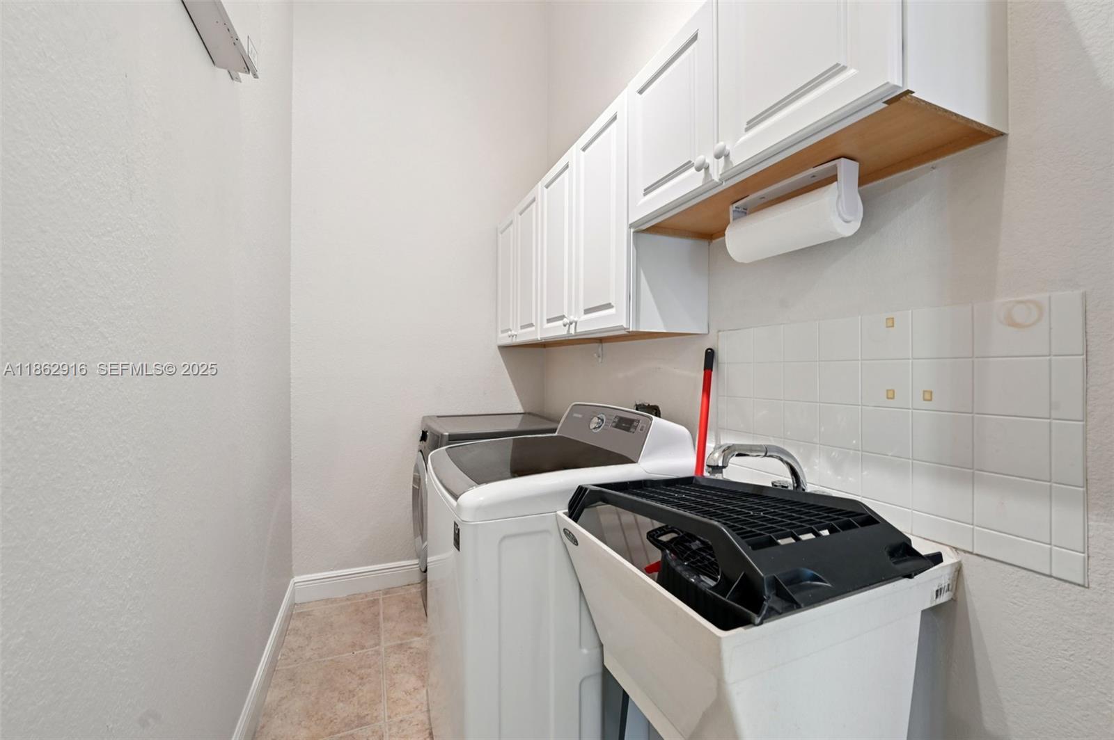 8100 Southwest 179th Street Palmetto Bay, FL 33157 - Photo 43 of 48