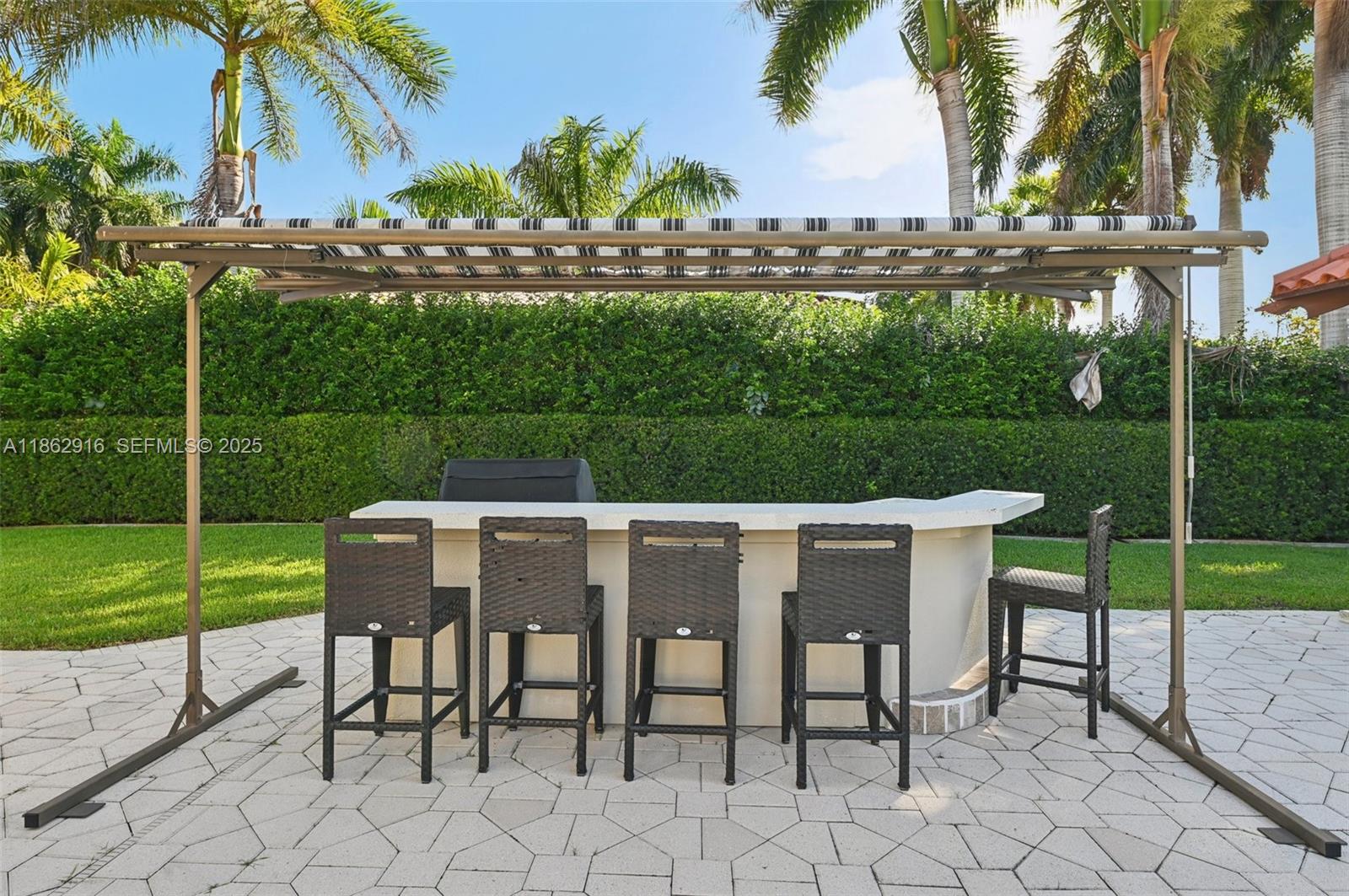 8100 Southwest 179th Street Palmetto Bay, FL 33157 - Photo 5 of 48