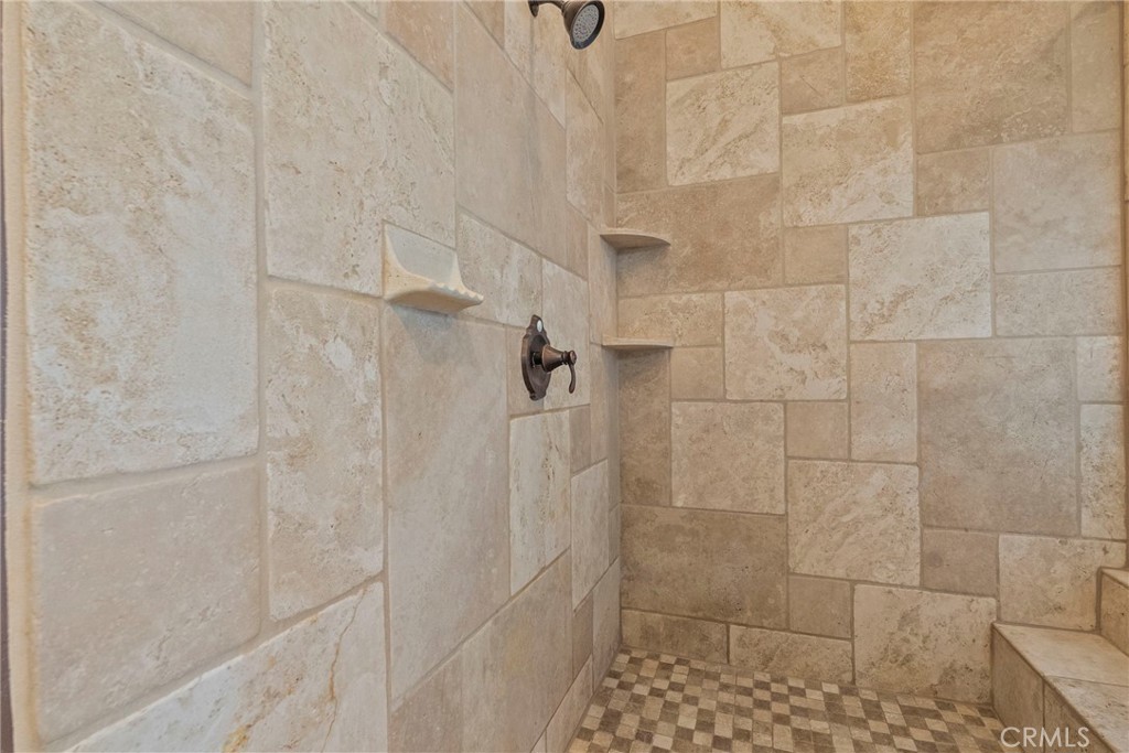 35394 Linda Rosea Road Temecula, CA 92592 - Photo 37 of 69 a bathroom with a shower