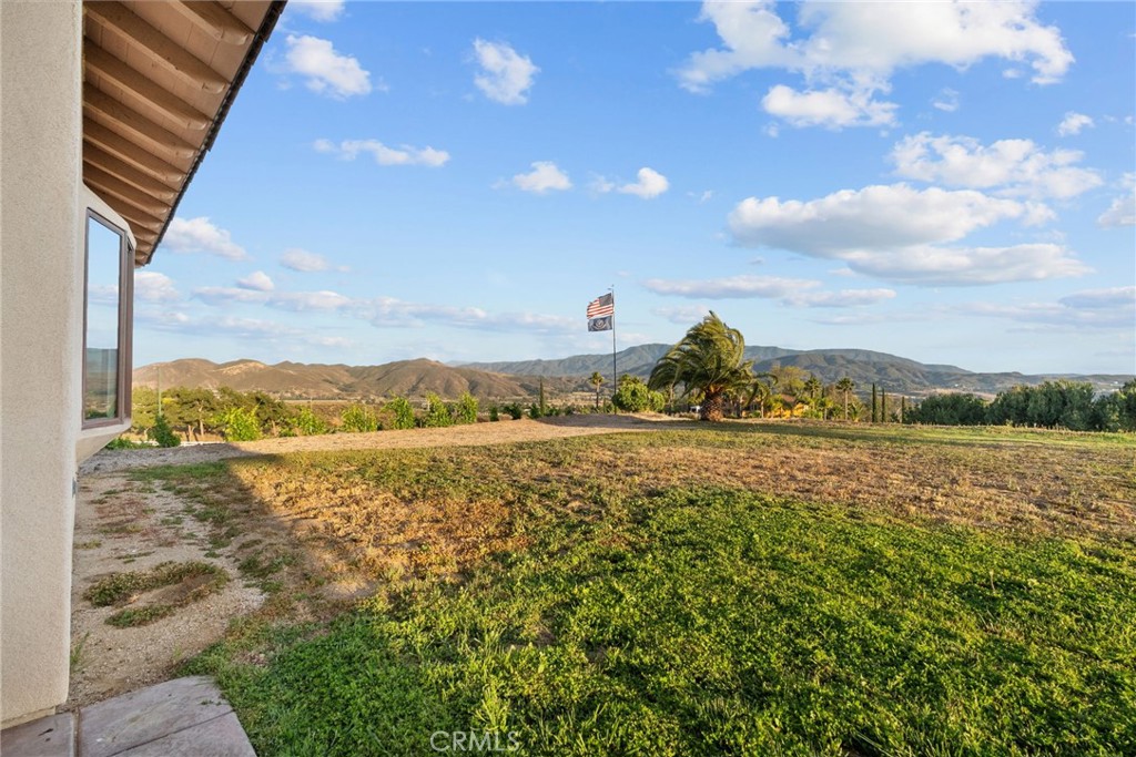 35394 Linda Rosea Road Temecula, CA 92592 - Photo 51 of 69 a view of lake view and mountain view