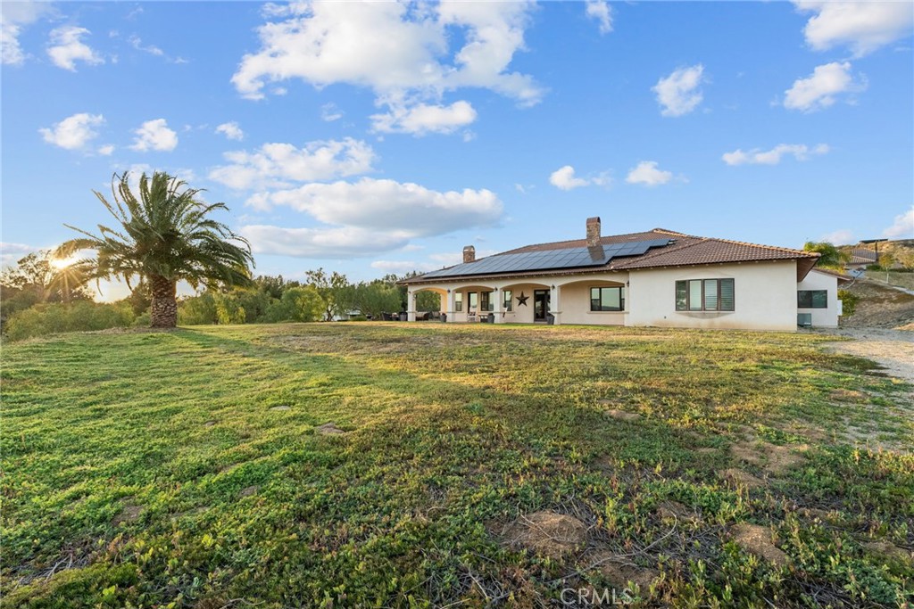 35394 Linda Rosea Road Temecula, CA 92592 - Photo 52 of 69 a front view of a house with a yard