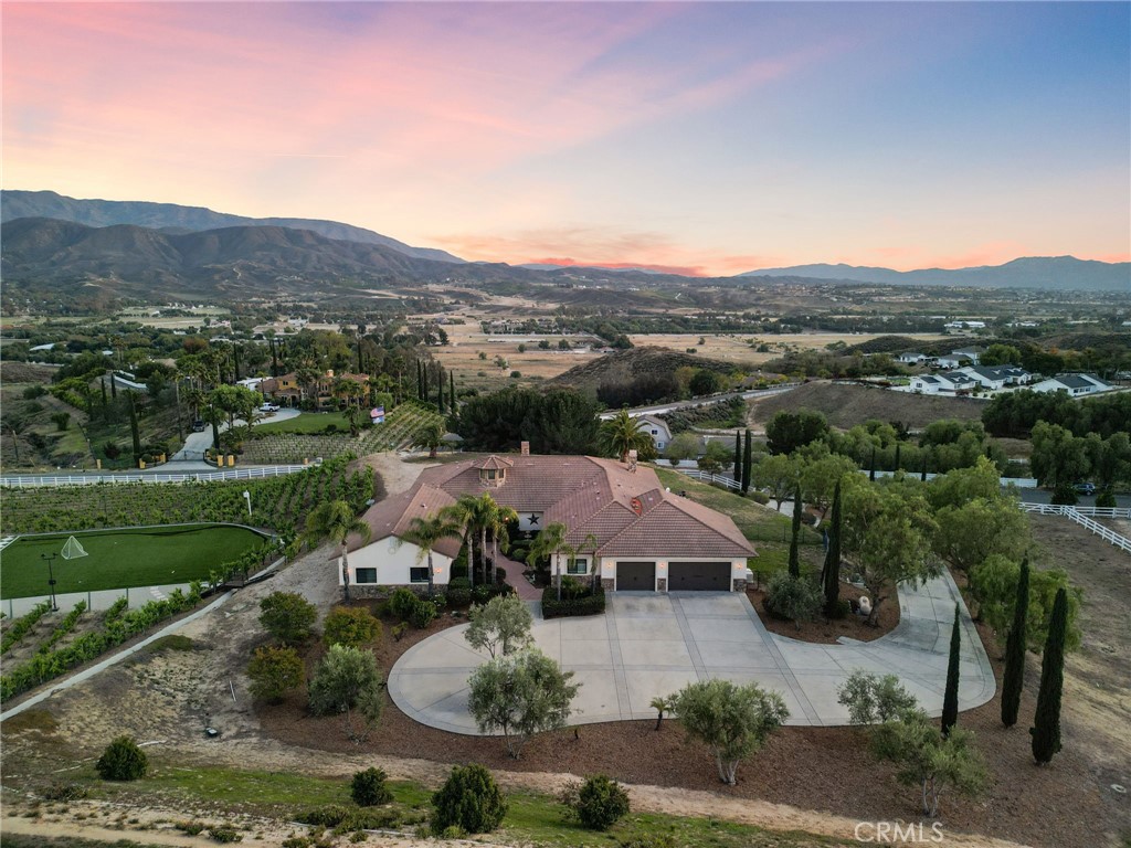 35394 Linda Rosea Road Temecula, CA 92592 - Photo 57 of 69 an aerial view of multiple house
