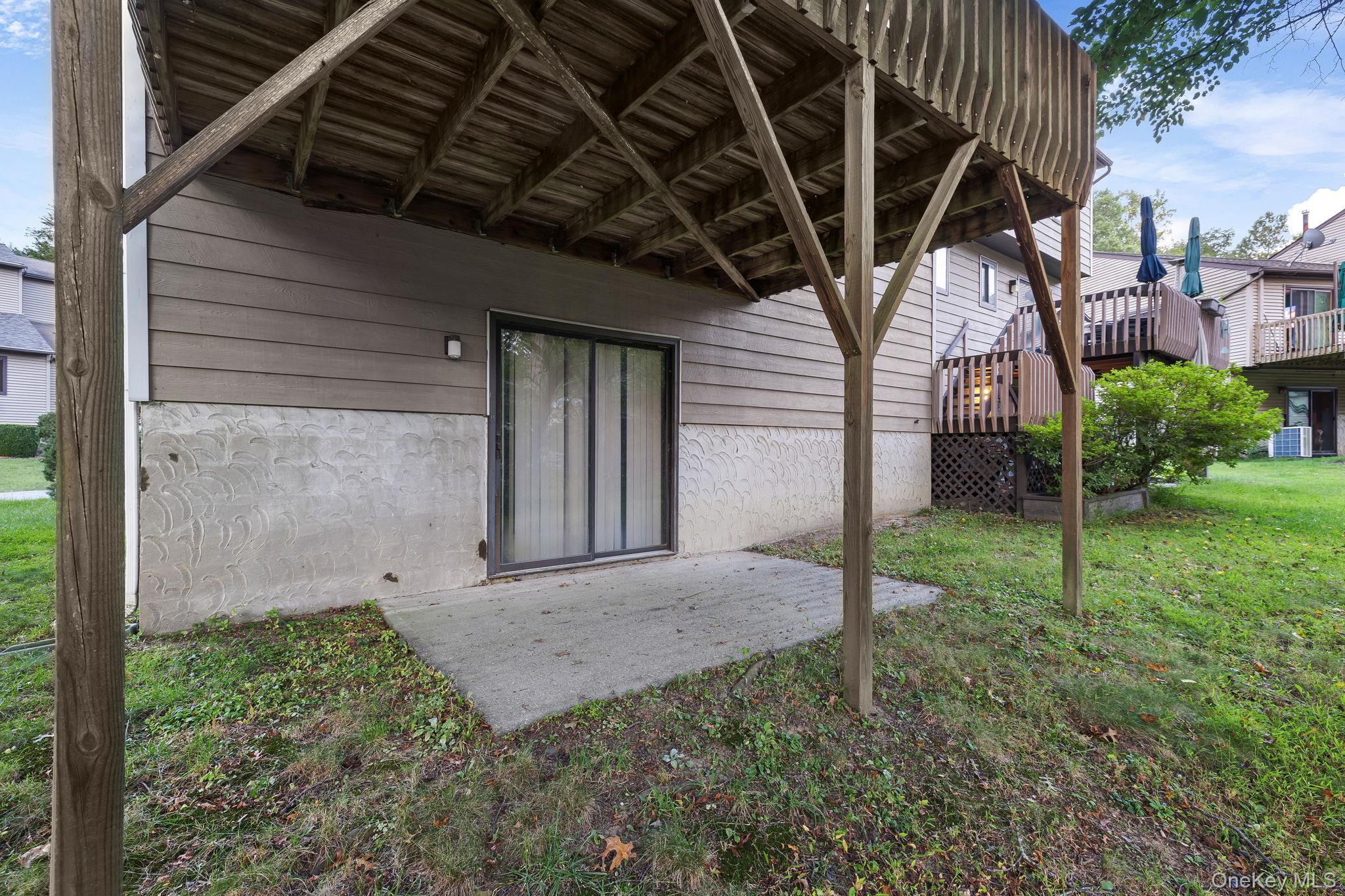 9 Spruce Court Fishkill, NY 12524 - Photo 27 of 33 a view of backyard with green space