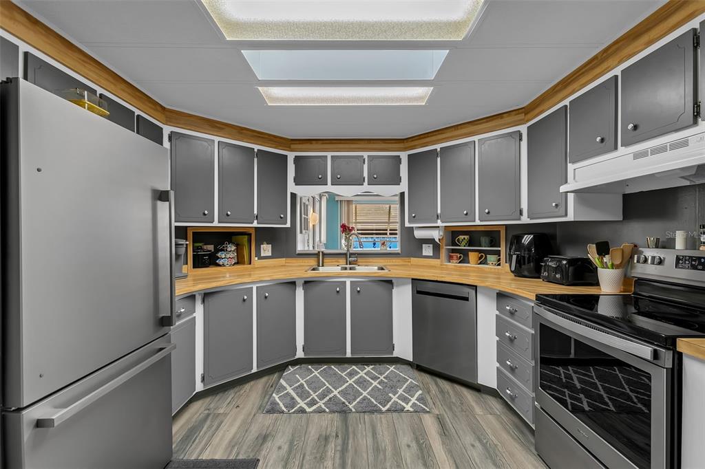 5619 Bayshore Road, Unit 466 Palmetto, FL 34221 - Photo 18 of 50