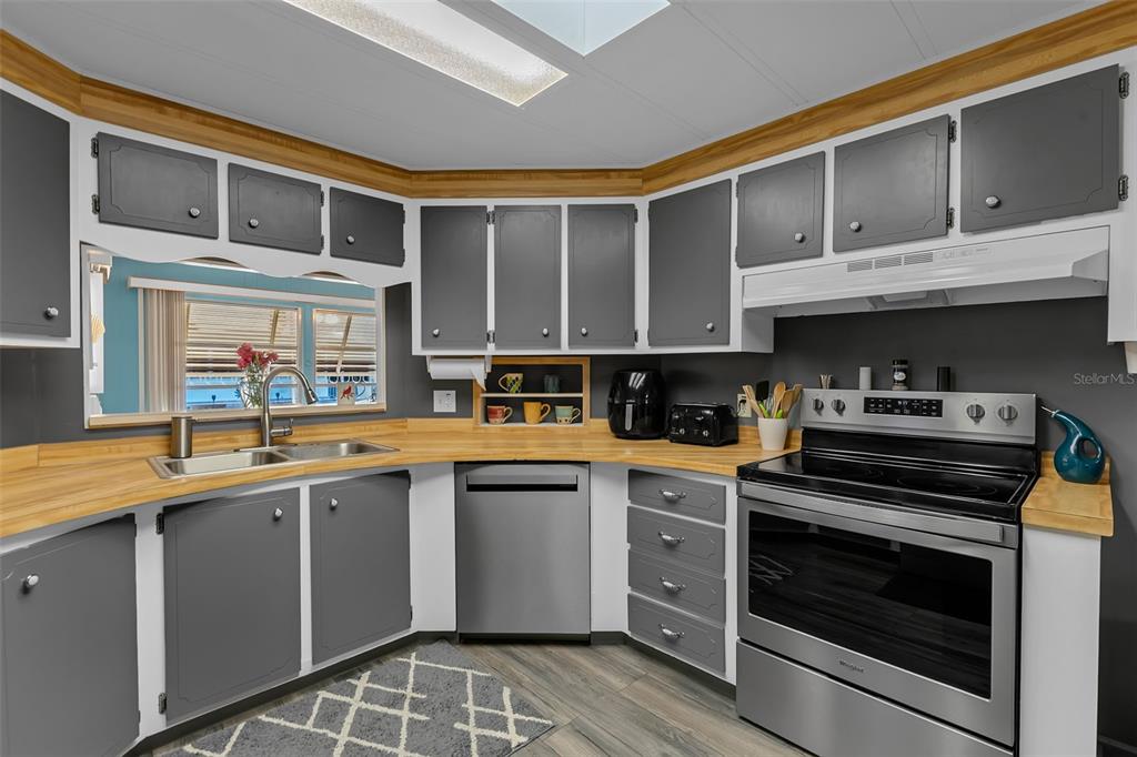 5619 Bayshore Road, Unit 466 Palmetto, FL 34221 - Photo 20 of 50