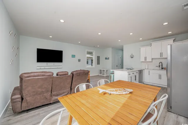 $580,000 | 503 30th Avenue North, Unit B, Myrtle Beach, SC 29577