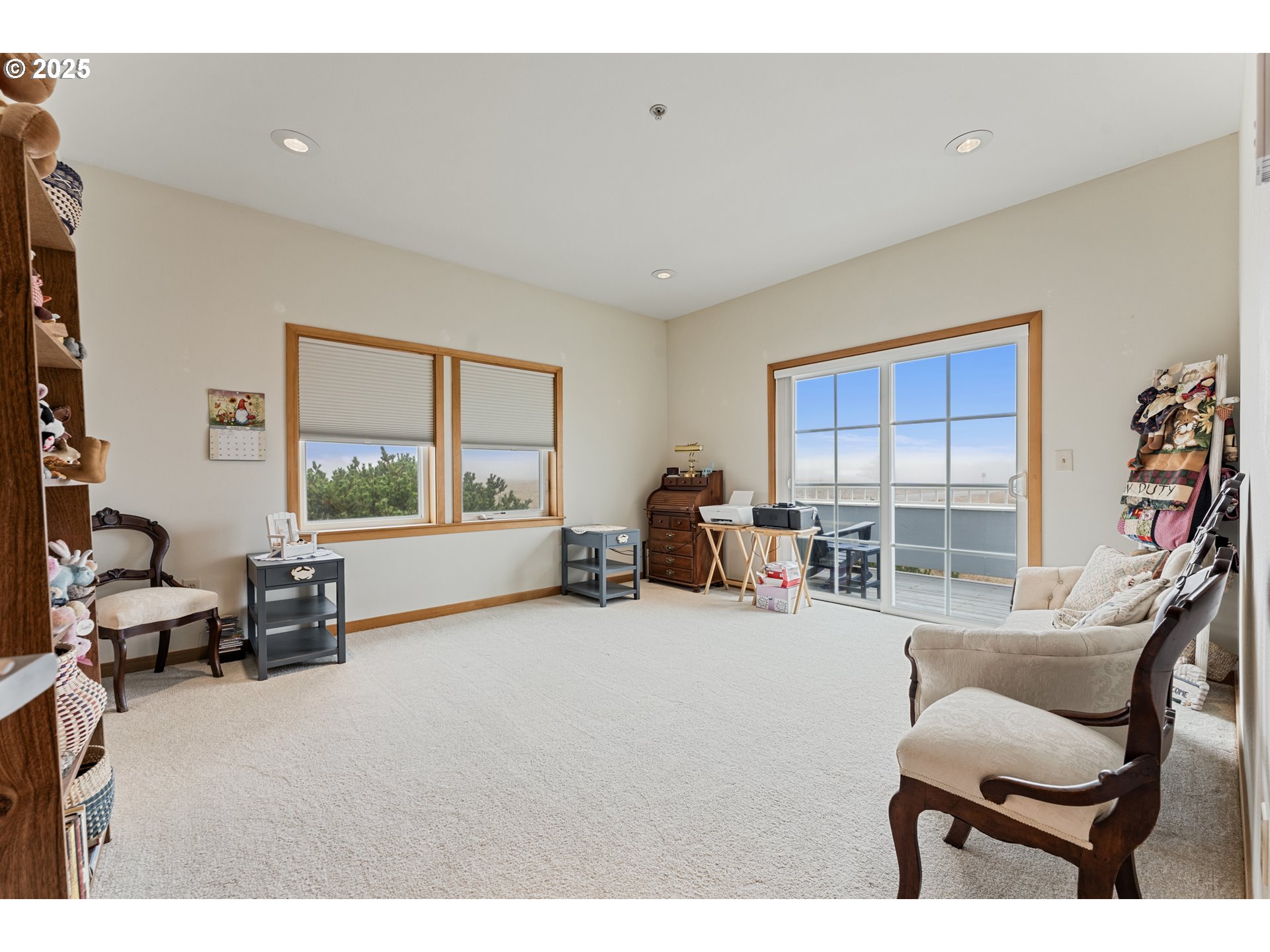 1313 Village Loop Bandon, OR 97411 - Photo 15 of 30