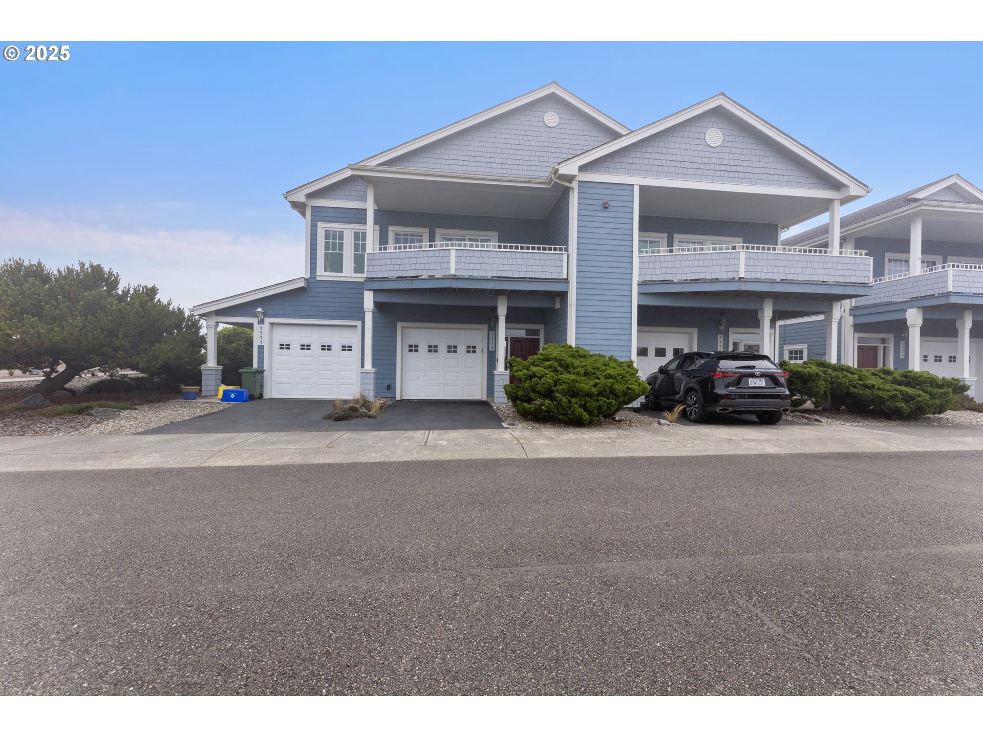 1313 Village Loop Bandon, OR 97411 - Photo 2 of 30