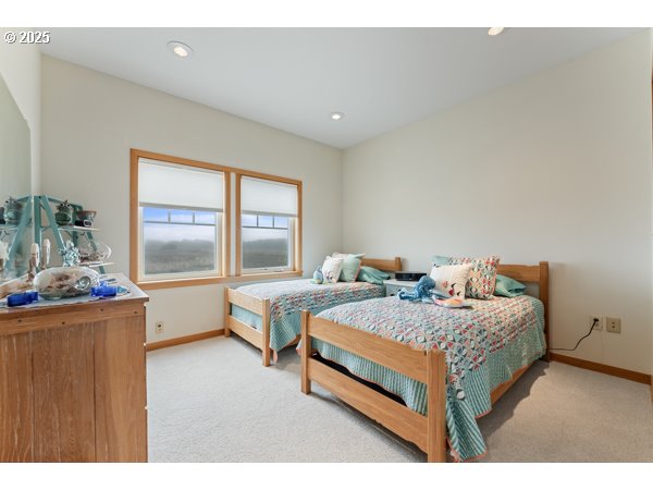 1313 Village Loop Bandon, OR 97411 - Photo 21 of 30
