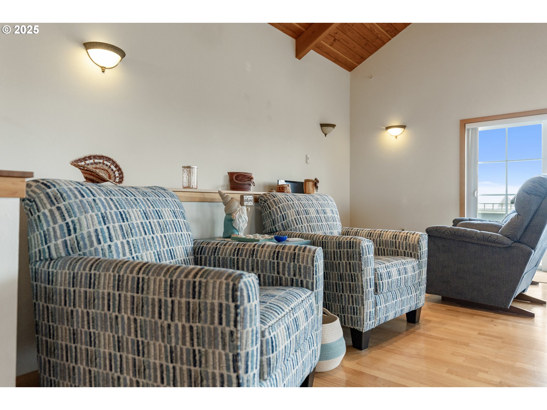 1313 Village Loop Bandon, OR 97411 - Photo 9 of 30