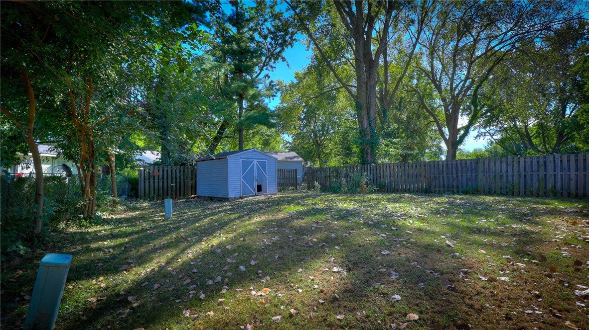 1963 Sir Richard Court Decatur, IL 62526 - Photo 7 of 8 Gallery Image 7