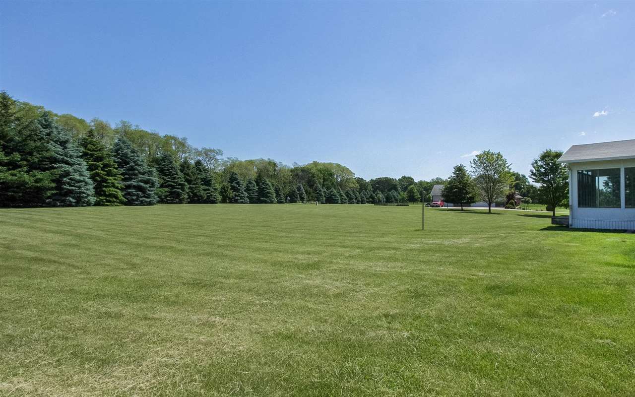 4250 Plumberry Road Ely, IA 52227 - Photo 2 of 21 Gallery Image 2