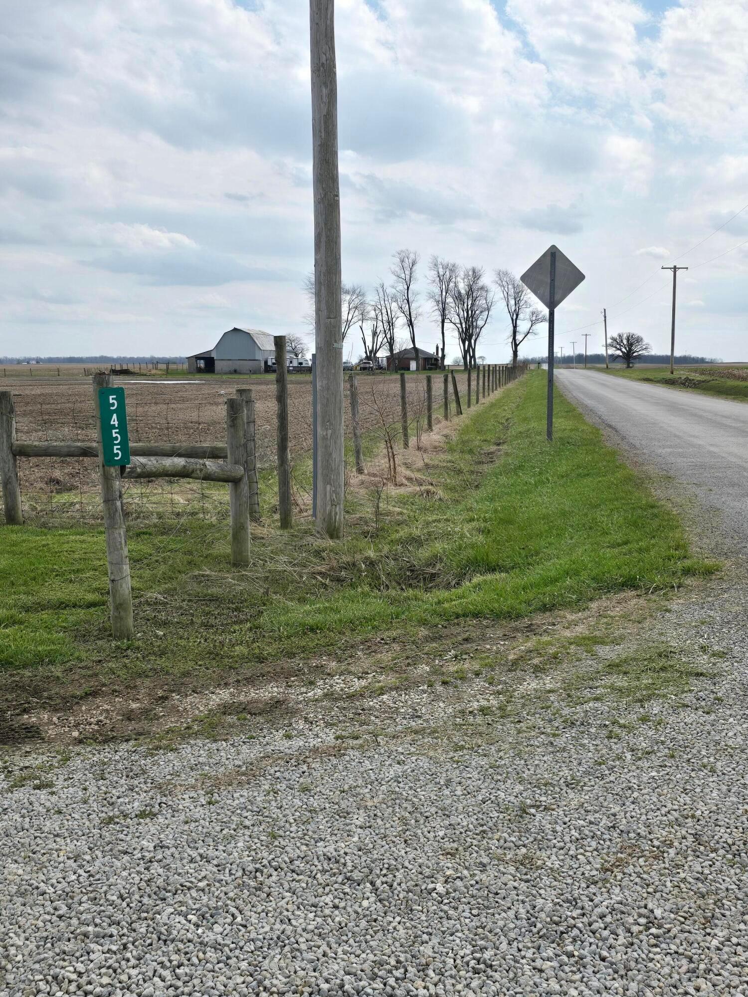 0 Neil East Road East London, OH 43140 - Photo 9 of 16 Road way