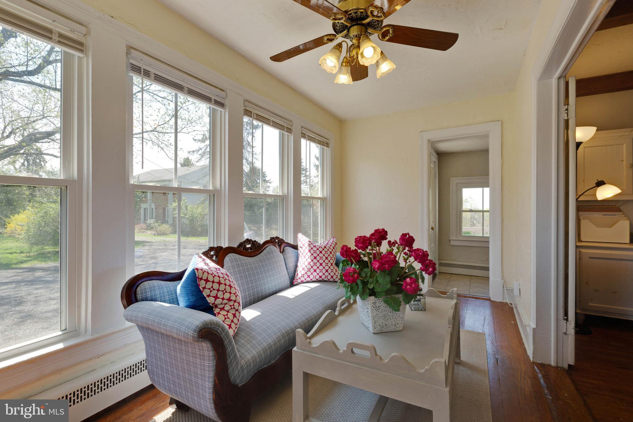 27214 Ridge Road Damascus, MD 20872 - Photo 13 of 41