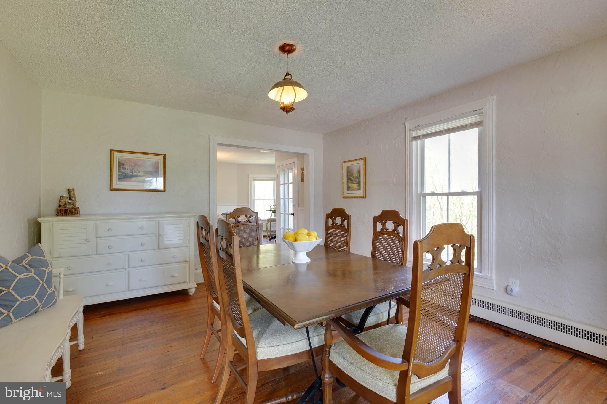 27214 Ridge Road Damascus, MD 20872 - Photo 4 of 41