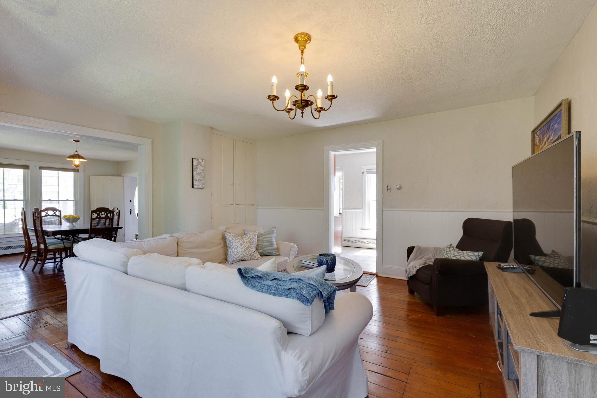 27214 Ridge Road Damascus, MD 20872 - Photo 6 of 41