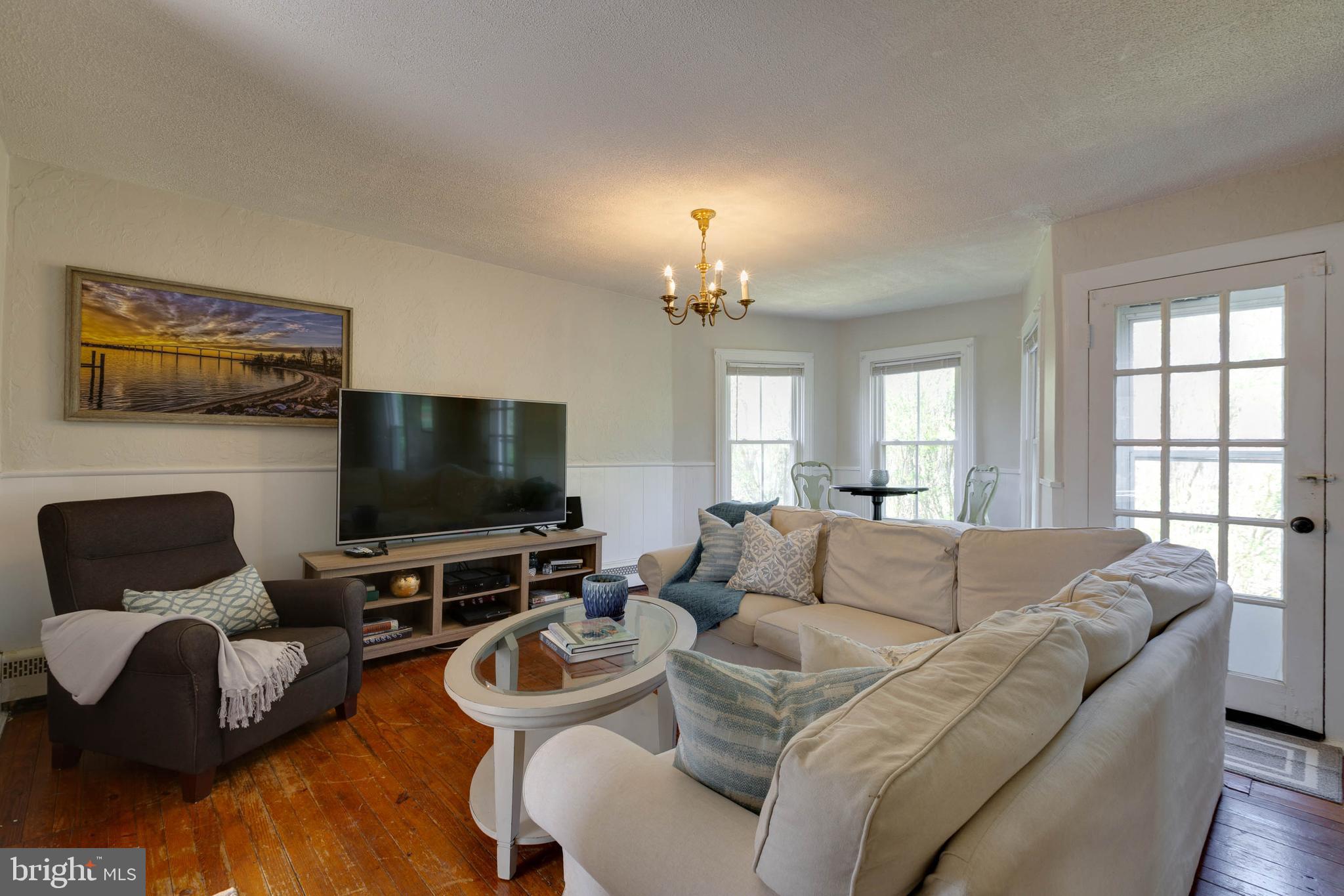 27214 Ridge Road Damascus, MD 20872 - Photo 7 of 41