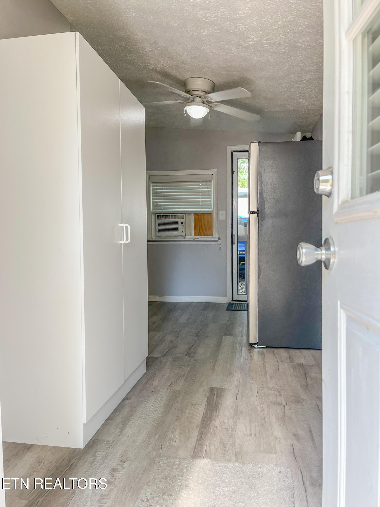 155 Commanche Trail Crossville, TN 38572 - Photo 26 of 28 IMG_8141