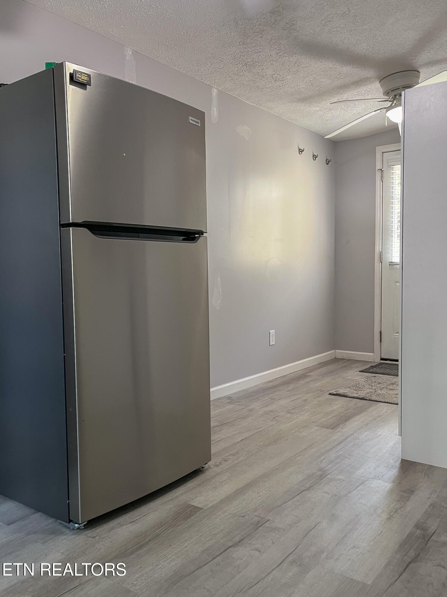 155 Commanche Trail Crossville, TN 38572 - Photo 27 of 28 IMG_8140