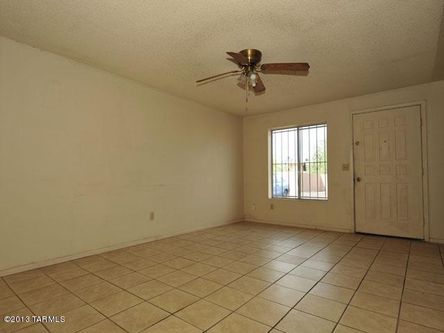 1043 East Halcyon Road, Unit 16 Tucson, AZ 85719 - Photo 19 of 21