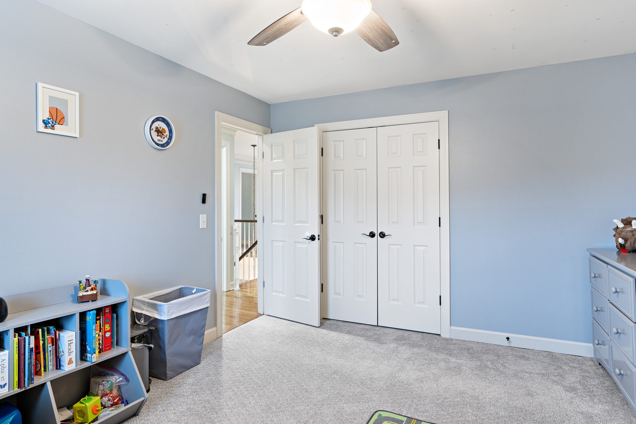 910 Riverbend Road Nashville, TN 37221 - Photo 30 of 48 a view of room with cabinet
