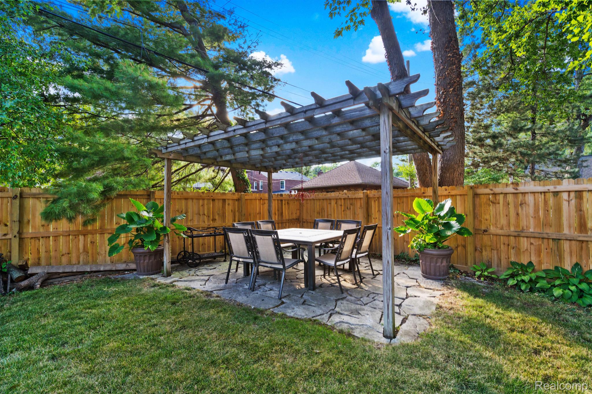 1305 Whittier Road Grosse Pointe, MI 48230 - Photo 40 of 43 Gallery Image 40