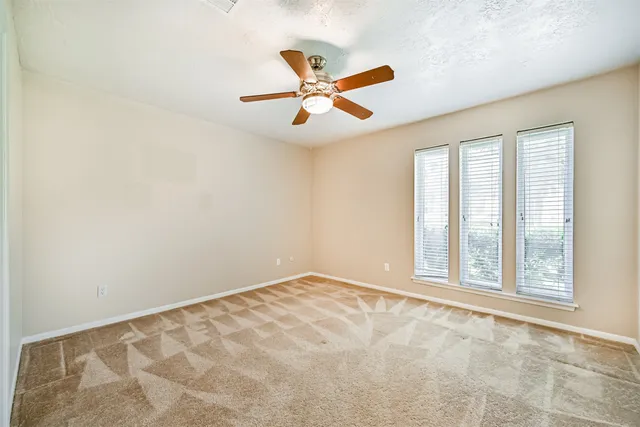 $565,000 | 803 Greenbriar Drive, Friendswood, TX 77546