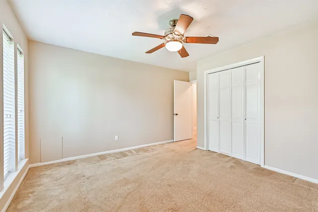 $565,000 | 803 Greenbriar Drive, Friendswood, TX 77546