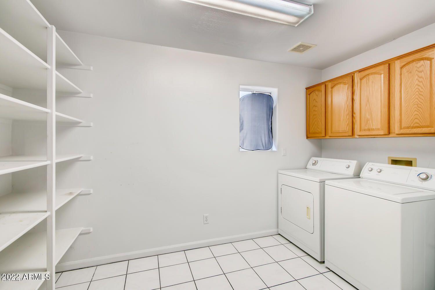 126 North Signal Butte Road Apache Junction, AZ 85120 - Photo 4 of 11 20191226193849780521000000-o