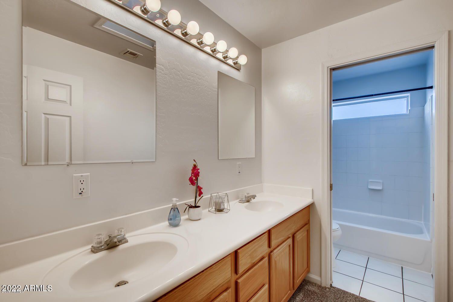 126 North Signal Butte Road Apache Junction, AZ 85120 - Photo 9 of 11 20191226193848490415000000-o
