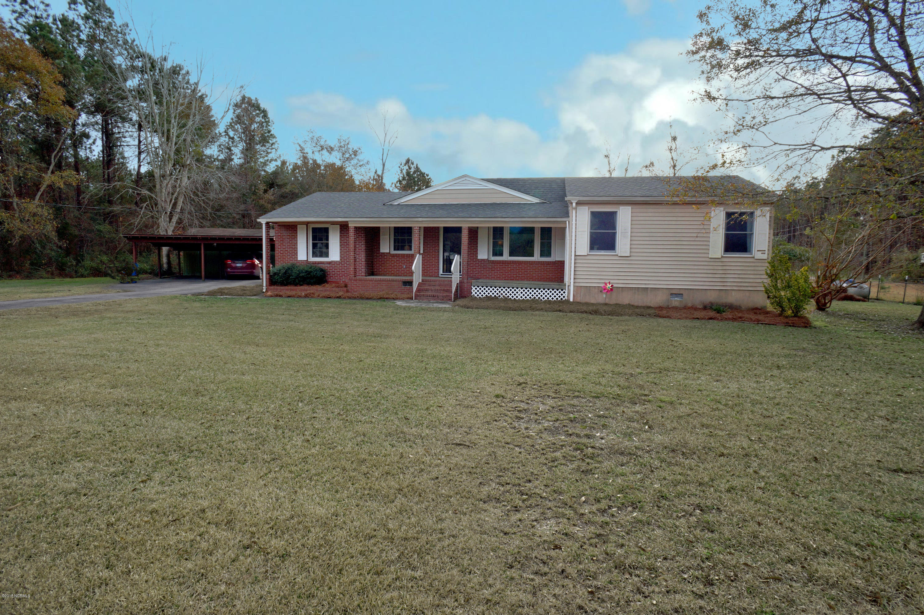 321 Craven County Road New Bern, NC 28560 - Photo 1 of 34 craven county rd front