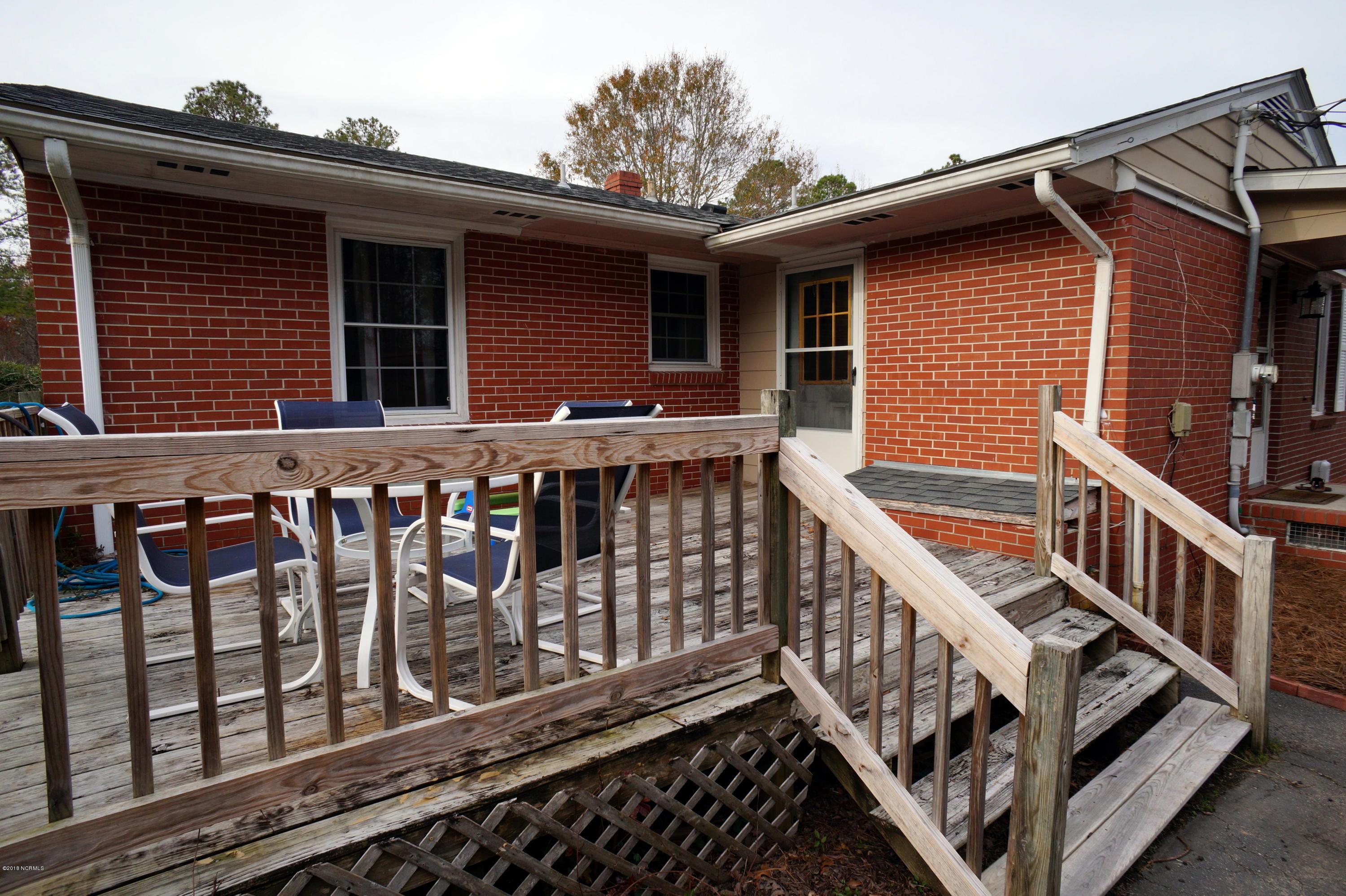 321 Craven County Road New Bern, NC 28560 - Photo 28 of 34 Big Deck